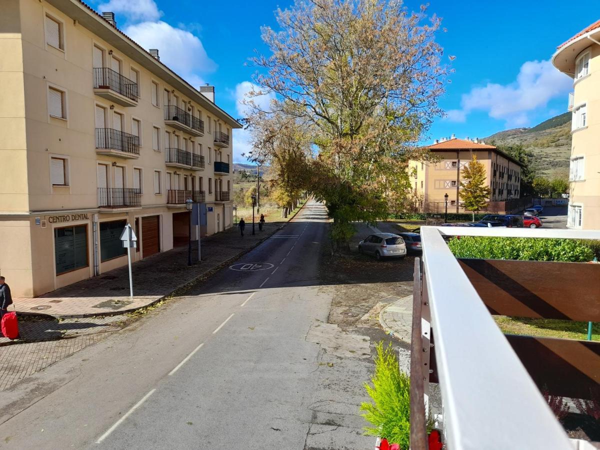 Toki-Goxo Lägenhet Ezcaray Exteriör bild